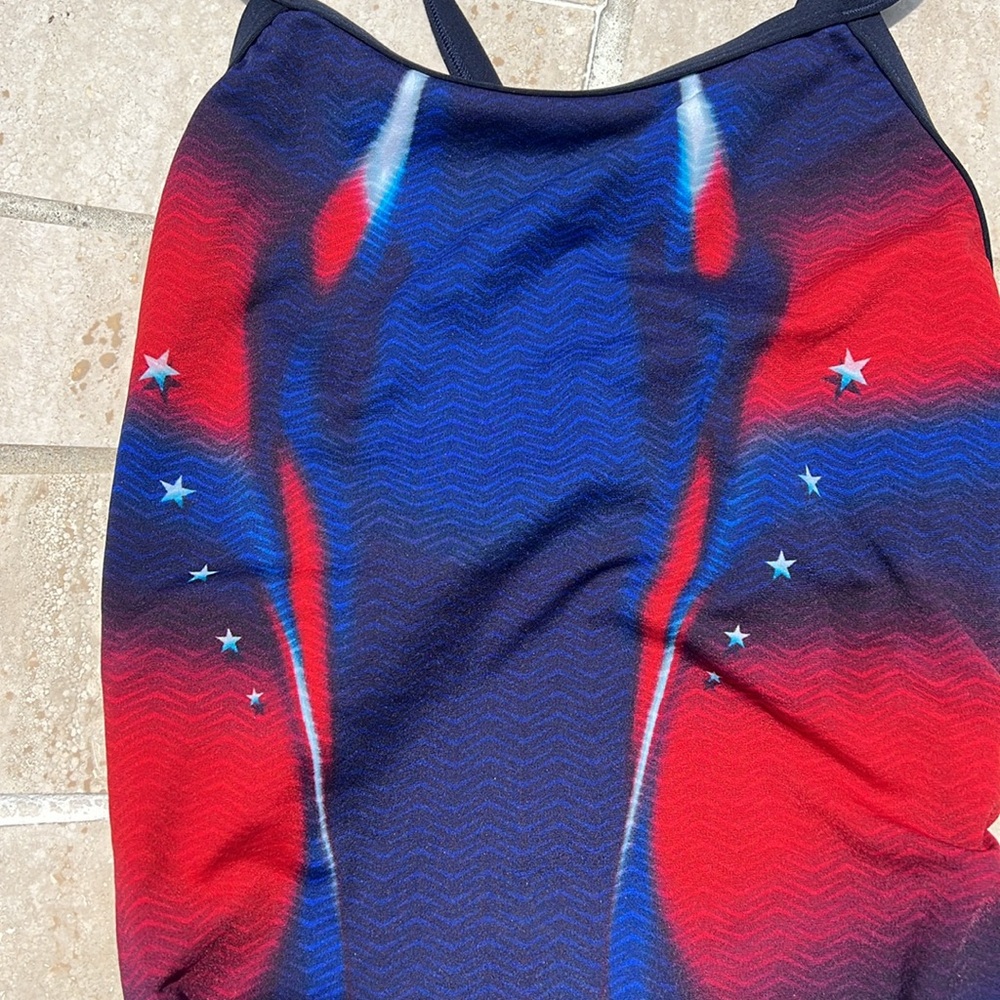 Women’s Solod Endurance +Flybavk Training One Piece Swimsuit Size 36 Large